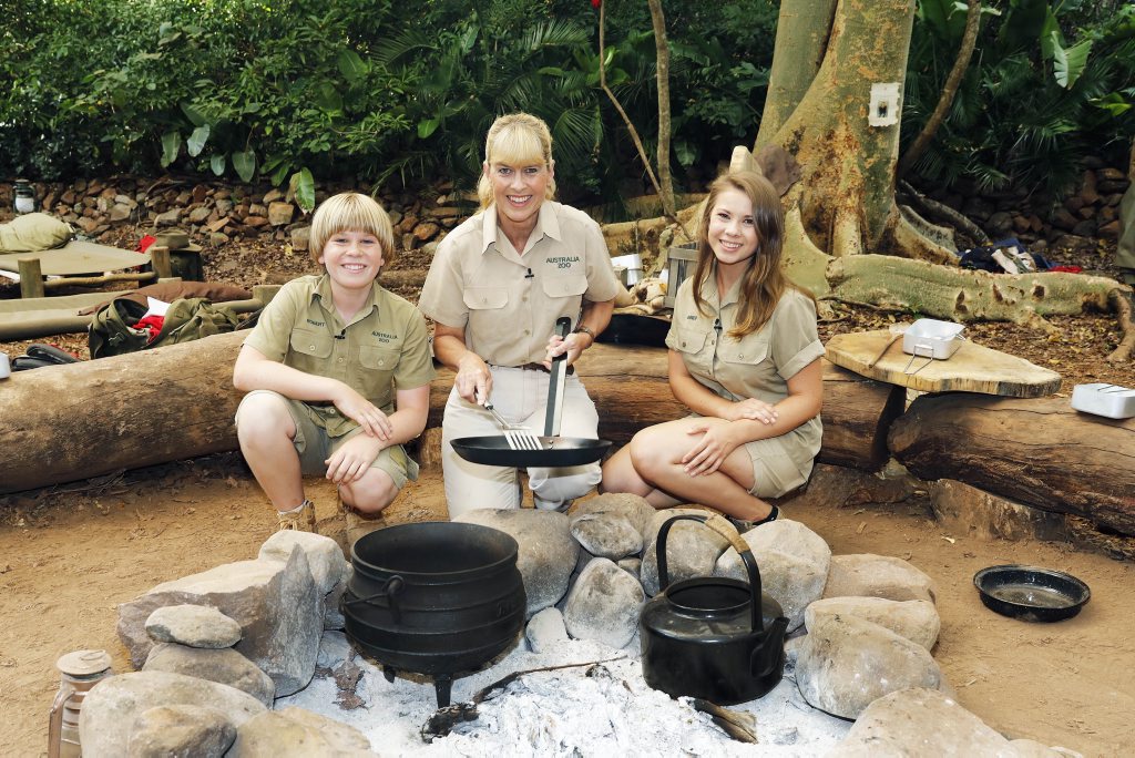 Robert, Terri and Bindi Irwin at the I'm A Celebrity... Get Me Out of Here! jungle camp. Robert, Terri and Bindi Irwin at the I'm A Celebrity... Get Me Out of Here! jungle camp.
