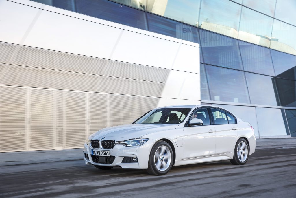 ON A CHARGE: Hybrid 330e or petrol-only 330i? Hybrid X5 or diesel only large SUV? BMW gives you the choice from May for around the same price. What would you pick? ON A CHARGE: Hybrid 330e or petrol-only 330i? Hybrid X5 or diesel only large SUV? BMW gives you the choice from May for around the same price. What would you pick?