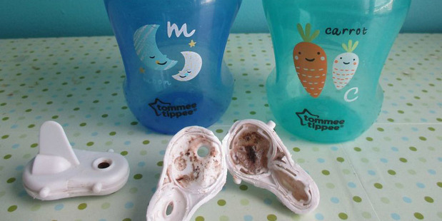 Parents around the world are sharing photos of dirty Tommy Tippee sippy cup lids. Parents around the world are sharing photos of dirty Tommy Tippee sippy cup lids.