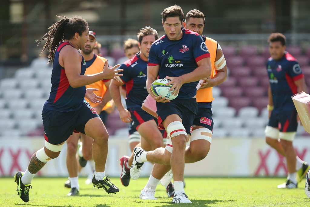 Rob Simmons runs the ball during a Queensland Red training session this week. Photo: Getty Images. Rob Simmons runs the ball during a Queensland Red training session this week. Photo: Getty Images.