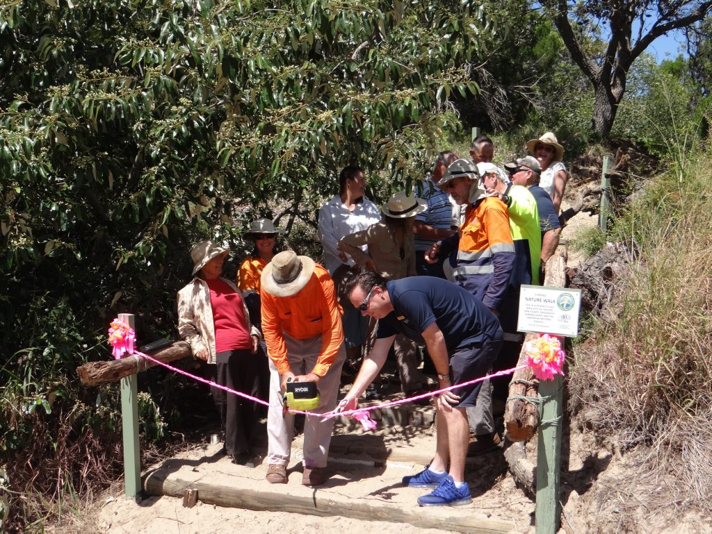 FIDO CEO John Sinclair (centre) and Eurong Resort manager David Farrelly (right) open Eurong's new nature walk to help island visitors get a better understanding of soils. Photo Contributed / Fraser Coast Chronicle FIDO CEO John Sinclair (centre) and Eurong Resort manager David Farrelly (right) open Eurong's new nature walk to help island visitors get a better understanding of soils. Photo Contributed / Fraser Coast Chronicle