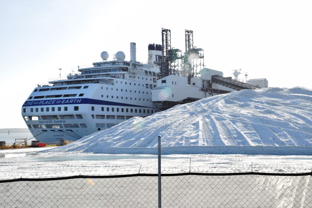 Arrival of the Pacific Dawn, Thursday, March 10, 2016. Photo Helen Spelitis / Gladstone Observer Arrival of the Pacific Dawn, Thursday, March 10, 2016. Photo Helen Spelitis / Gladstone Observer