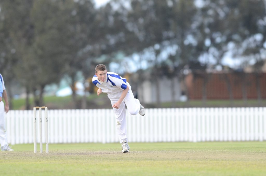 Lachlan Johnson bowling for Harwood in the Lower Clarence Cricket Association Maclean Bowling Club First Grade match between Harwood and Maclean United at Harwood Oval on Saturday, 24th of October, 2015. Photo Bill North / Daily Examiner Lachlan Johnson bowling for Harwood in the Lower Clarence Cricket Association Maclean Bowling Club First Grade match between Harwood and Maclean United at Harwood Oval on Saturday, 24th of October, 2015. Photo Bill North / Daily Examiner