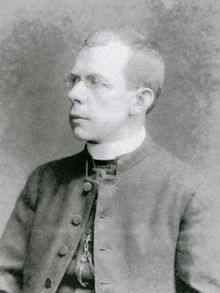 Fr Byles. Photo: Wikipedia Fr Byles. Photo: Wikipedia