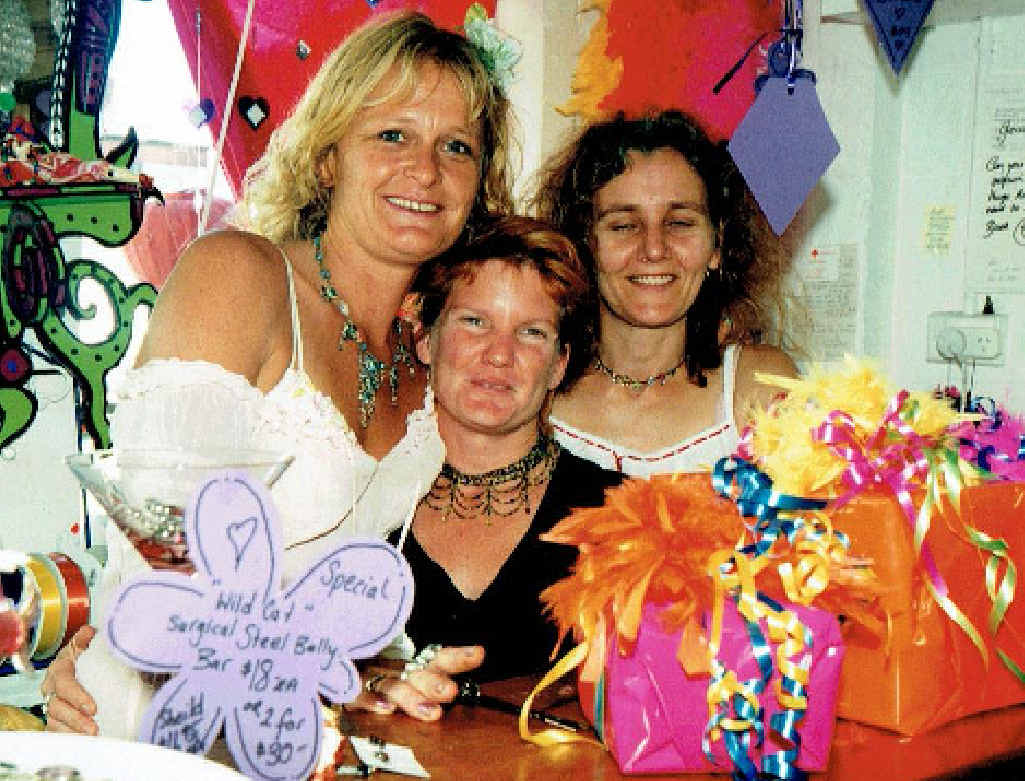 STEP BACK IN TIME: Robin with Cazzie and Sharon. STEP BACK IN TIME: Robin with Cazzie and Sharon.