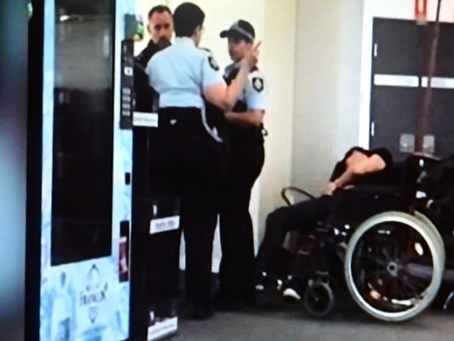 The person who took this photo says it shows Grant Hackett at Melbourne Airport. Photo: Channel 7 The person who took this photo says it shows Grant Hackett at Melbourne Airport. Photo: Channel 7