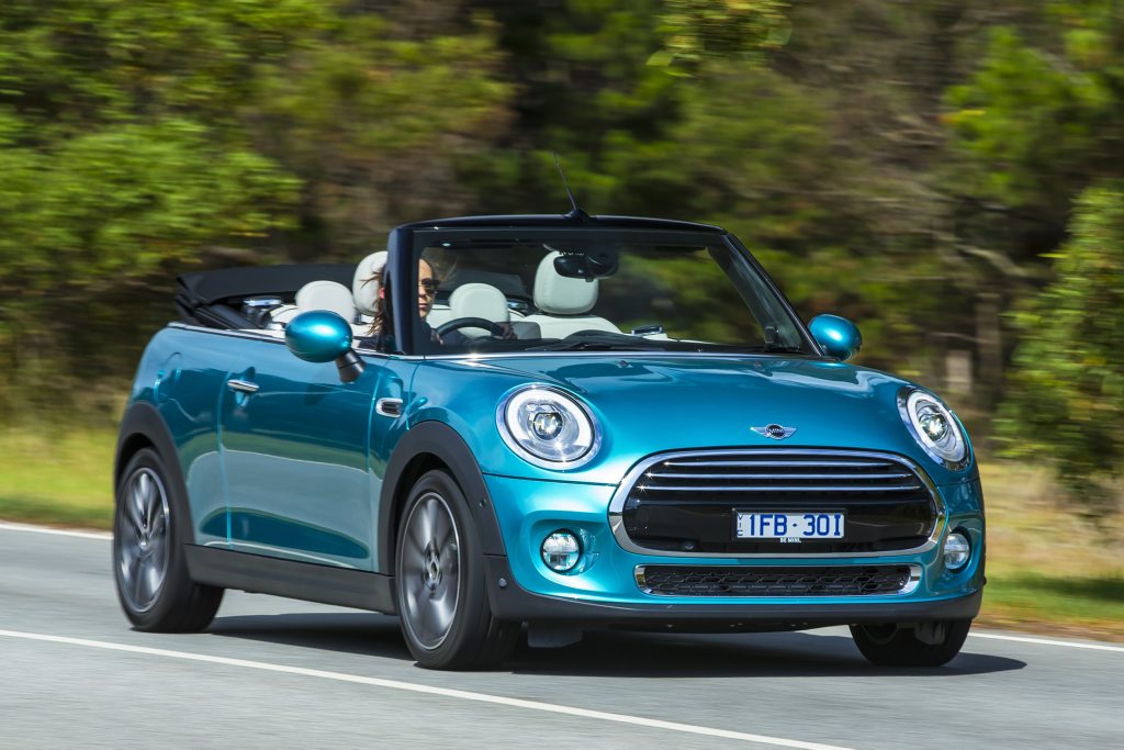 2016 Mini Cooper Convertible. Photo: Mark Bean 2016 Mini Cooper Convertible. Photo: Mark Bean