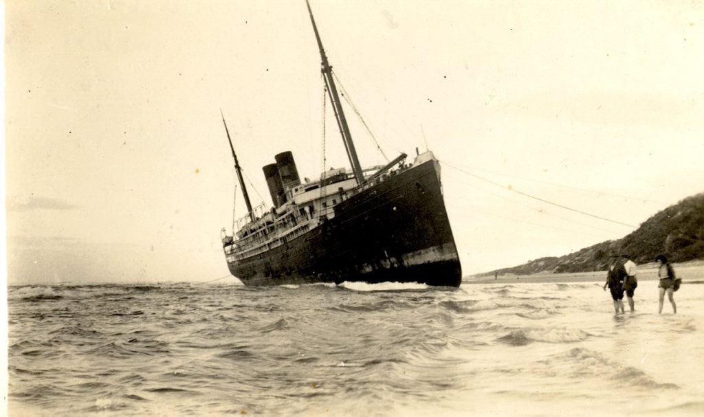 Wreck of the Maheno 1934 Wreck of the Maheno 1934