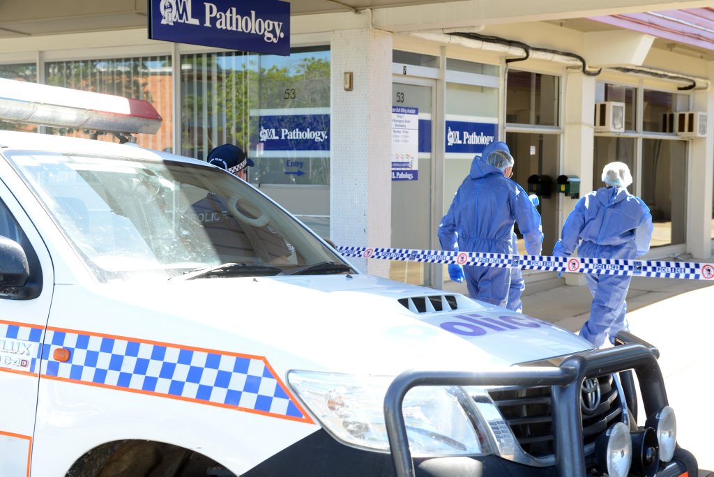 CRIME SCENE: Scenes of crime arrive at the Bundaberg CBD to investigate. Photo: Paul Donaldson / NewsMail CRIME SCENE: Scenes of crime arrive at the Bundaberg CBD to investigate. Photo: Paul Donaldson / NewsMail