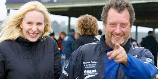 Paul James Bennett, who also goes by the name of David Kite or Dennis Kite, and his wife Simone Anne Wright, also known as Sarah Kite. Photo NZ Herald. Paul James Bennett, who also goes by the name of David Kite or Dennis Kite, and his wife Simone Anne Wright, also known as Sarah Kite. Photo NZ Herald.