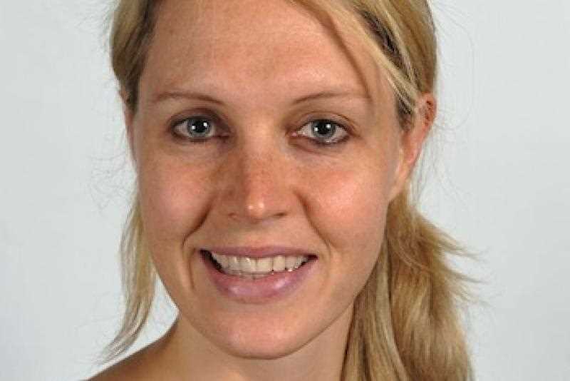 It is believed that 34 year old Dr Strydom, who also goes by Marisa, fell ill from altitude sickness while descending from the summit at Mt Everest, and has died. It is believed that 34 year old Dr Strydom, who also goes by Marisa, fell ill from altitude sickness while descending from the summit at Mt Everest, and has died.