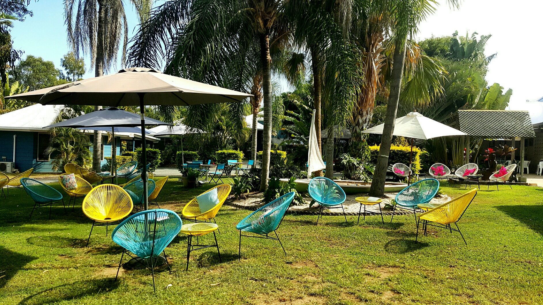 The Boyne Island Motel and Villas owner Helen Grant has invited a food truck owner to open at the motel's outdoor garden cafe area. The Boyne Island Motel and Villas owner Helen Grant has invited a food truck owner to open at the motel's outdoor garden cafe area.