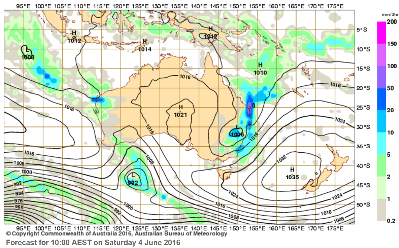 The BOM is predicitng anywhere between 100mm and 250mm to fall on the Coast about 10am on Saturday The BOM is predicitng anywhere between 100mm and 250mm to fall on the Coast about 10am on Saturday