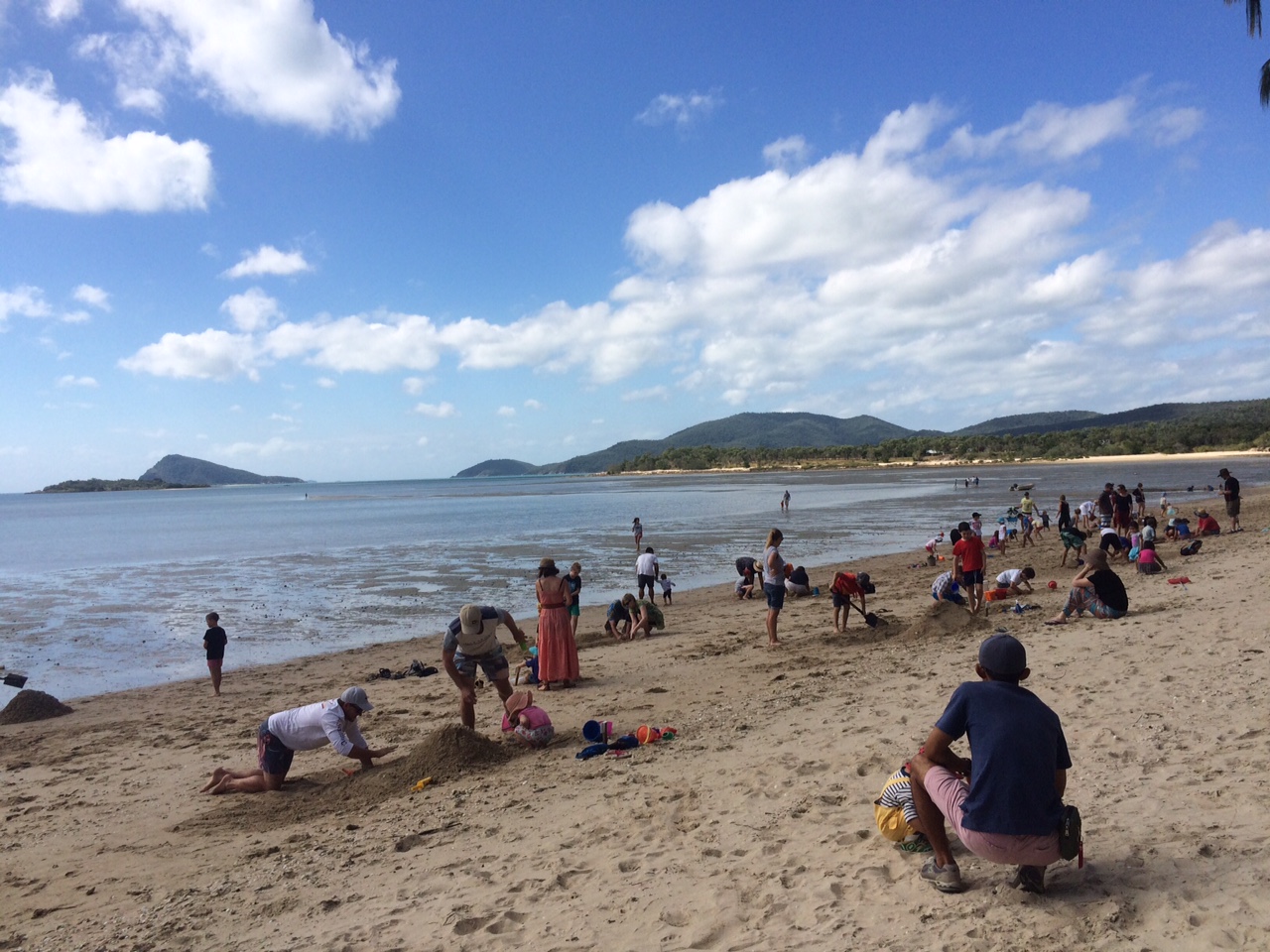 Residents head to Dingo Beach for Whitfunday Whitsunday Times