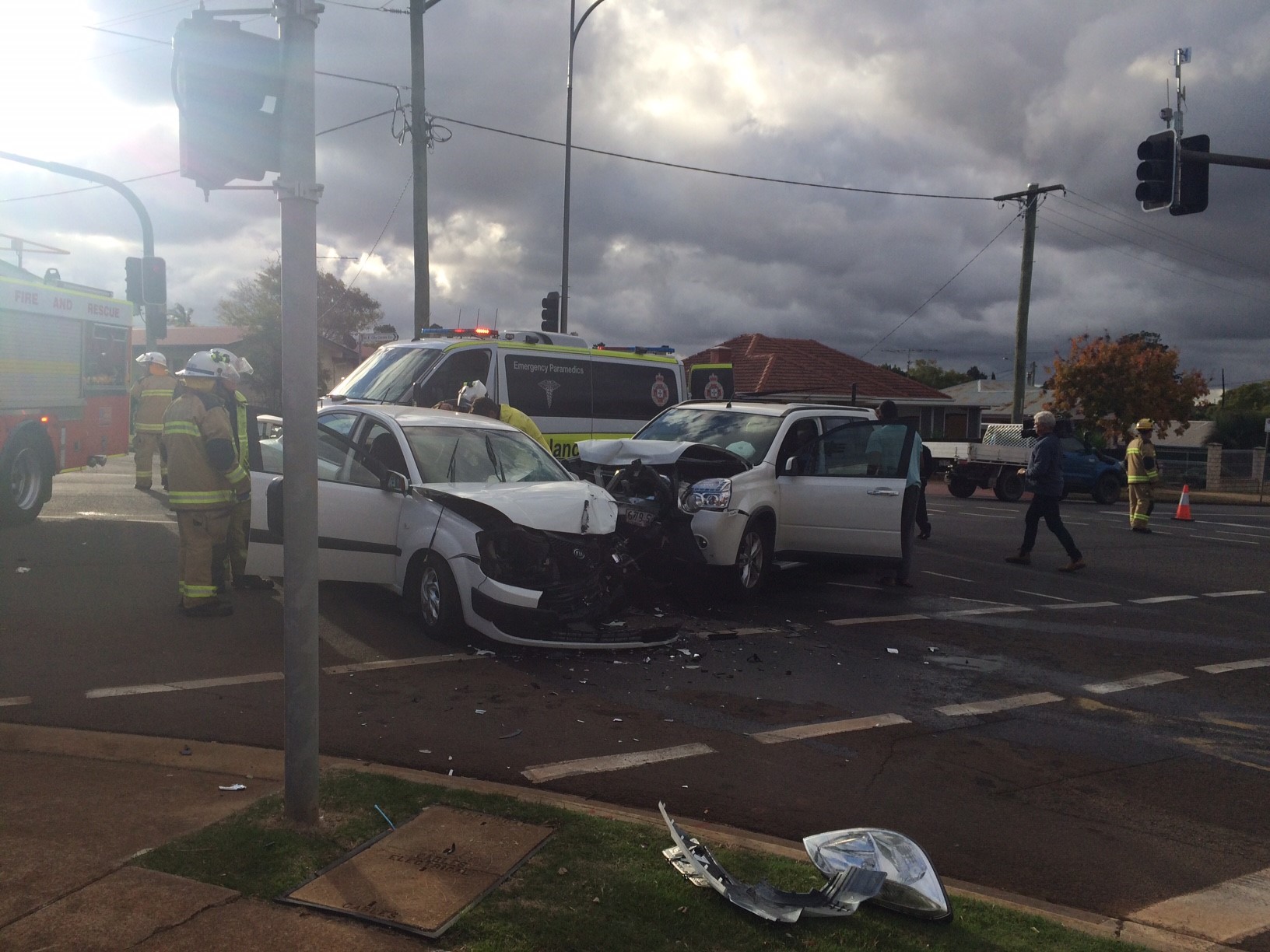 Witnesses to this crash were treated for shock. Witnesses to this crash were treated for shock.