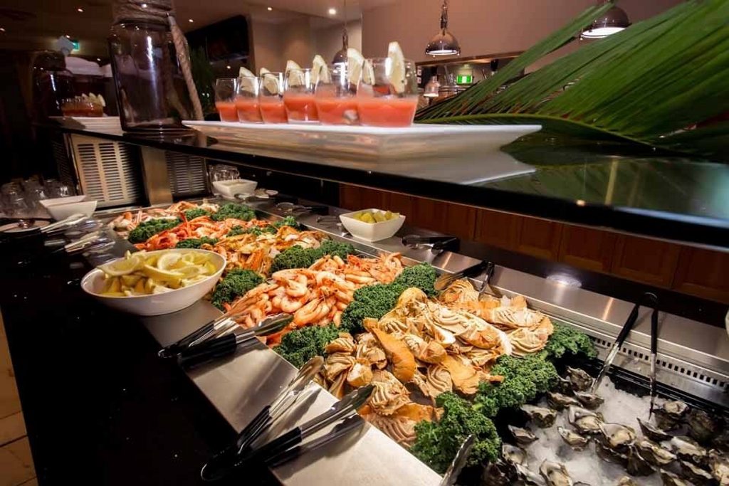 5 Places To Get A Great Buffet Feed On The Sunshine Coast Love Them Or There Are Some Ing Buffets On The Coast