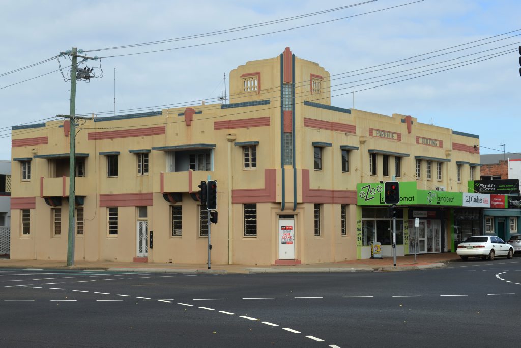 ICONIC BUILDING: Parkvue on the Corner of Bourbong and Maryborough Streets. Photo: Paul Donaldson / NewsMail ICONIC BUILDING: Parkvue on the Corner of Bourbong and Maryborough Streets. Photo: Paul Donaldson / NewsMail