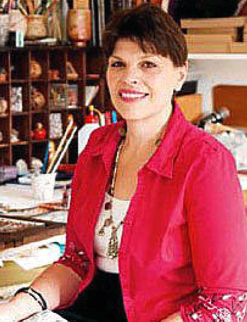 GUEST: Slavica Zivkovic will be the guest judge at the Art Whitsunday Annual Exhibition. Photo contributed. GUEST: Slavica Zivkovic will be the guest judge at the Art Whitsunday Annual Exhibition. Photo contributed.