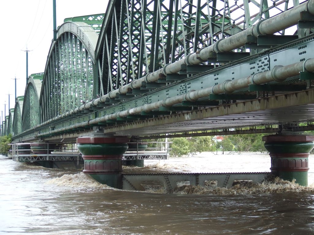 Burnett Traffic Bridge during the Christmas Floods Photo: Jodie Hillier