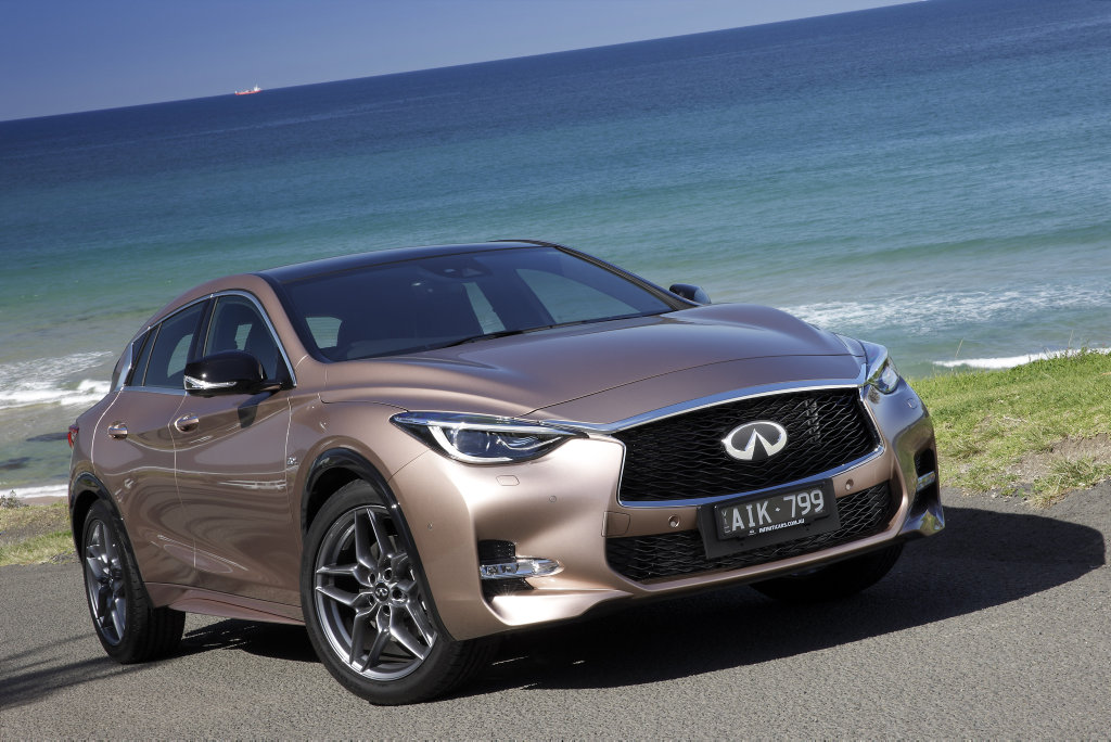 2016 Infiniti Q30 S. Photo: Contributed 2016 Infiniti Q30 S. Photo: Contributed