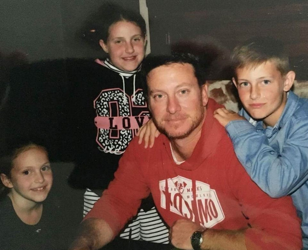 Tim Gaske with his children (from left) Chloe, 8, Macy, 10, and Hayden, 9. Tim Gaske with his children (from left) Chloe, 8, Macy, 10, and Hayden, 9.
