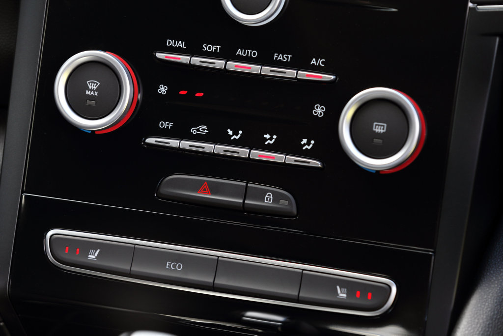 2016 Renault Koleos Zen. Photo: Contributed 2016 Renault Koleos Zen. Photo: Contributed