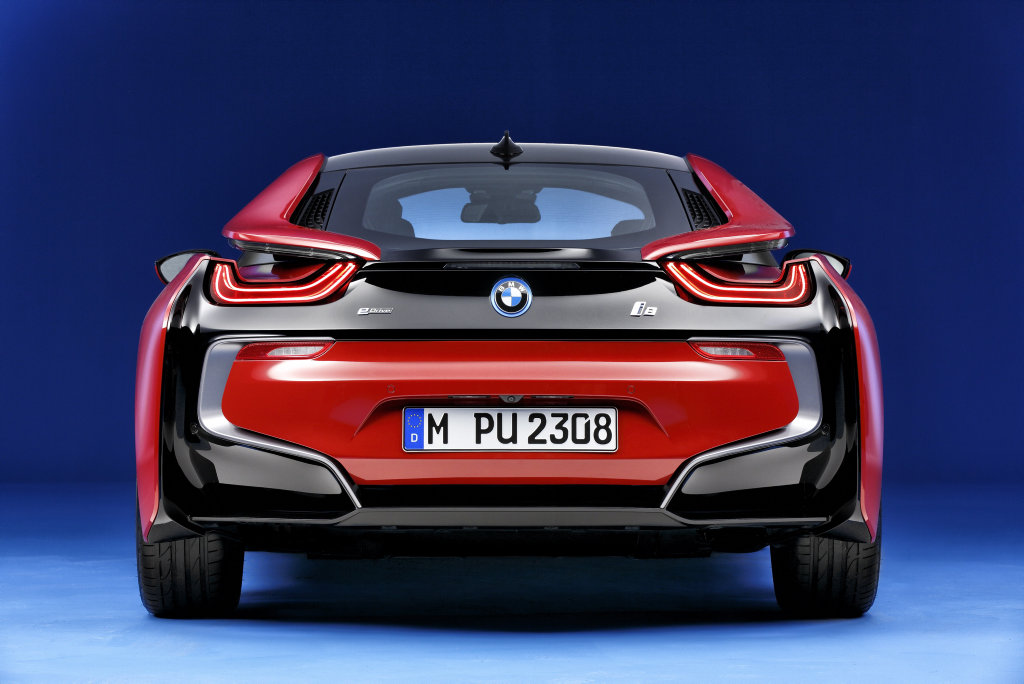 BMW i8 Protonic Red Edition. Photo: Ralph Wagner BMW i8 Protonic Red Edition. Photo: Ralph Wagner
