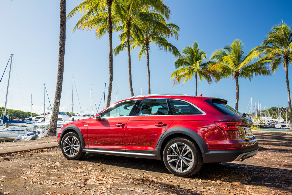 Superb new A4 all-rounder offers stylish good looks and the practical versatility of an SUV. Not to mention the finest cabin in the game.
Superb new A4 all-rounder offers stylish good looks and the practical versatility of an SUV. Not to mention the finest cabin in the game.