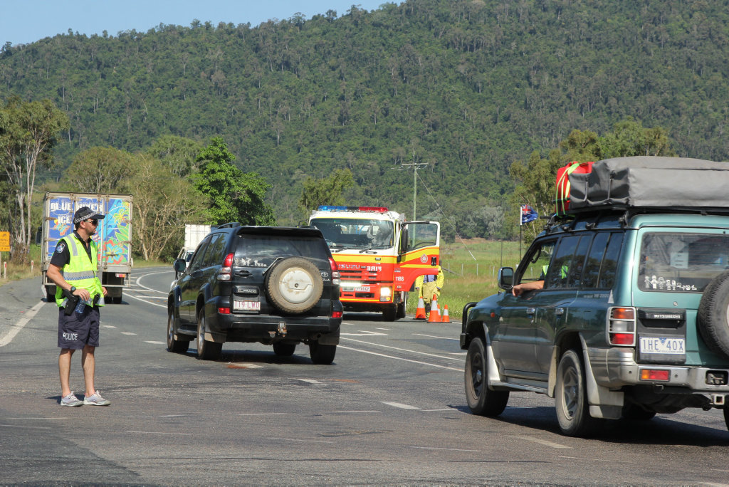 Twin vehicle at the intersection of Gregory Cannon Valley Way and the Bruce Hwy.Photo Peter Carruthers / Whitsunday Times