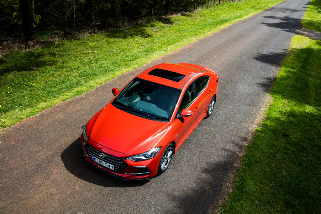 2016 Hyundai Elantra SR Turbo.Photo: Mark Bramley. 2016 Hyundai Elantra SR Turbo.Photo: Mark Bramley.
