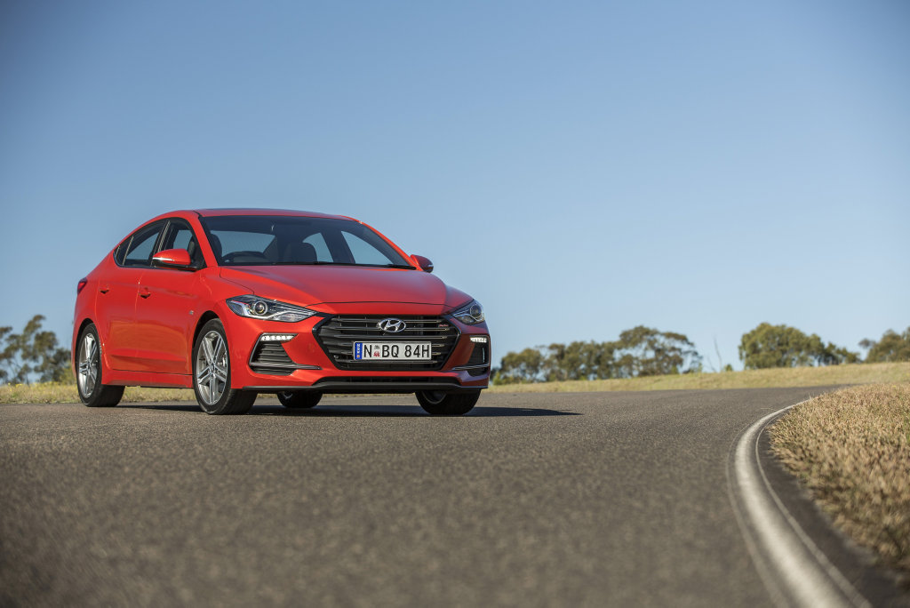 2016 Hyundai Elantra SR Turbo.Photo: Mark Bramley. 2016 Hyundai Elantra SR Turbo.Photo: Mark Bramley.
