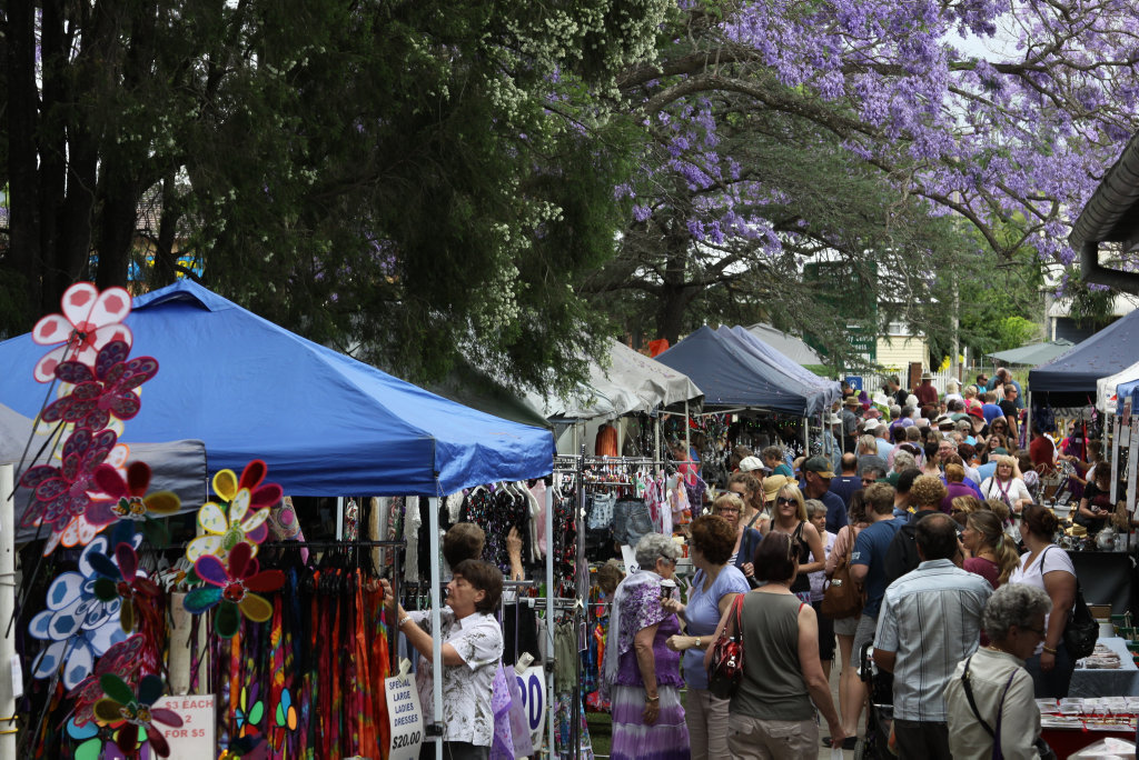 TAFE Markets at Grafton TAFE: A huge crowd gathered underneath the Jacaranda trees, at the Grafton TAFE markets on Saturday. Photo: Lynne Mowbray/The Daily Examiner TAFE Markets at Grafton TAFE: A huge crowd gathered underneath the Jacaranda trees, at the Grafton TAFE markets on Saturday. Photo: Lynne Mowbray/The Daily Examiner