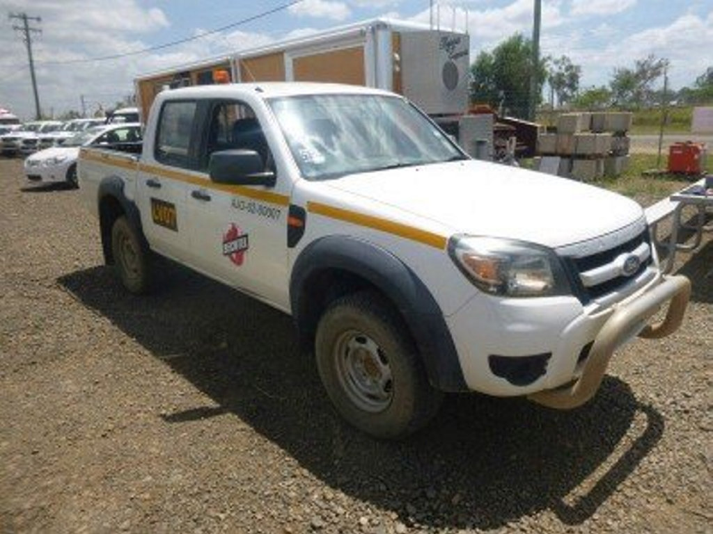 Tradies on the ready for a truck bid war. Tradies on the ready for a truck bid war.