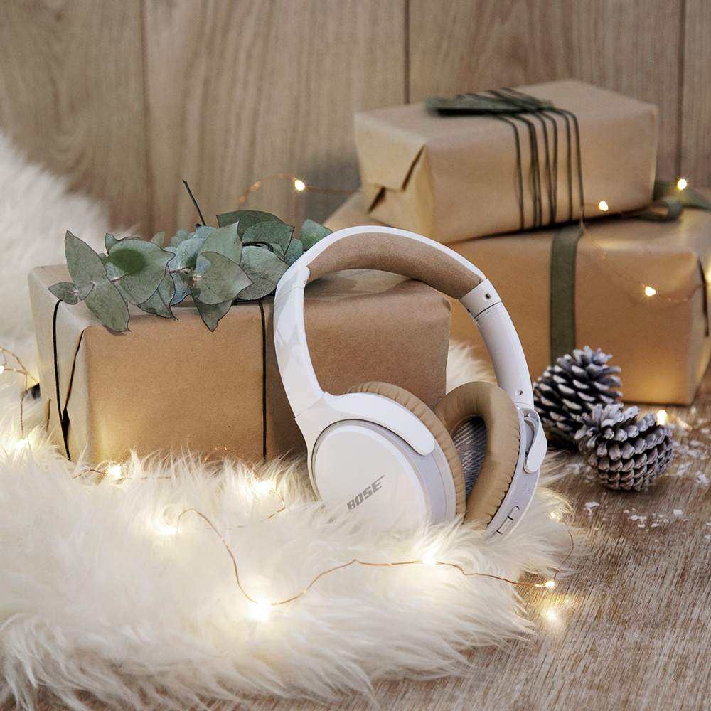 Headphones are a popular item to buy secondhand. Headphones are a popular item to buy secondhand.