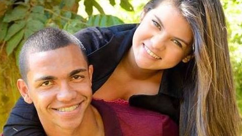 Tiago da Rocha Vieira, also known as Tiaguinho, with his wife Graziele. Picture: Tiago da Rocha Vieira/Facebook.