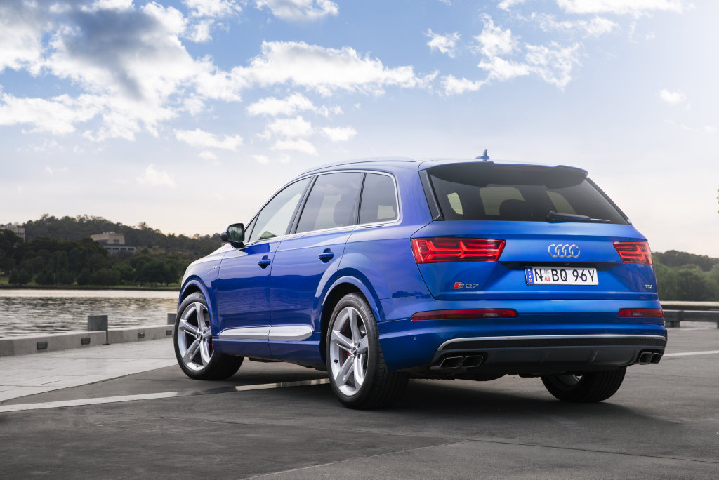 2016 Audi SQ7 TDI 2016 Audi SQ7 TDI