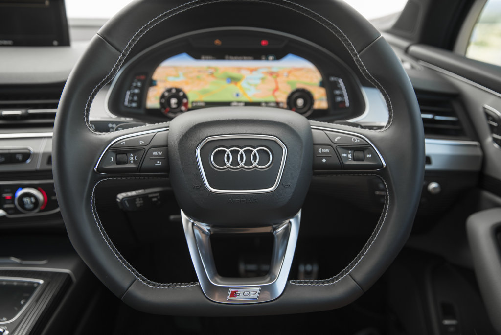 2016 Audi SQ7 TDI 2016 Audi SQ7 TDI