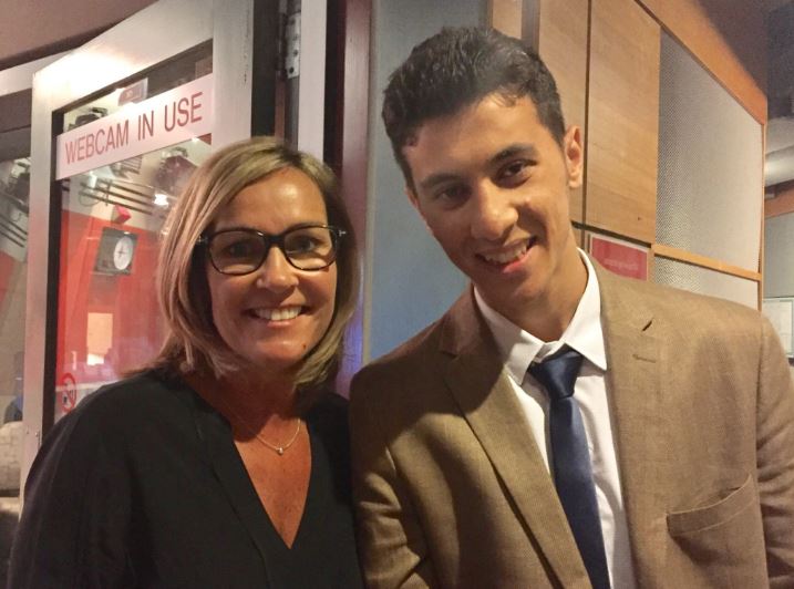 Refugee learns English, named dux at top Aussie school