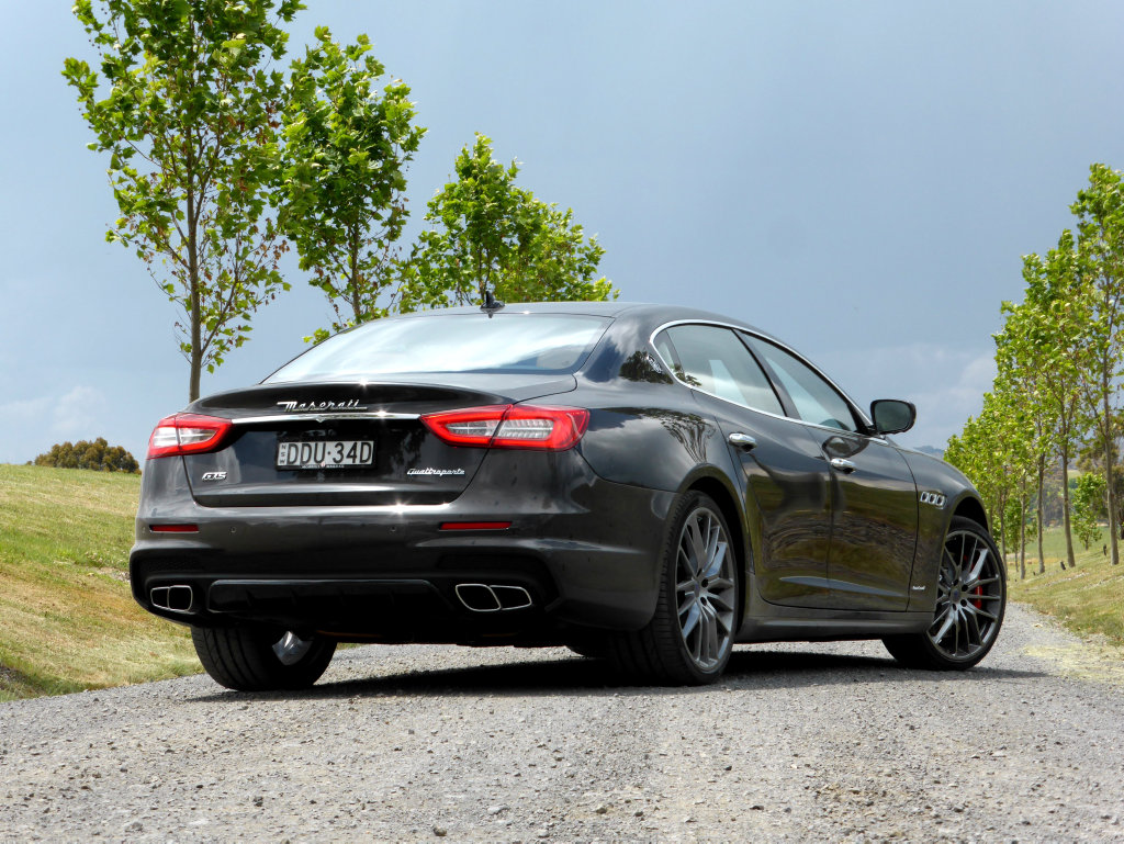 2017 Maserati Quattroporte GTS GranLusso 2017 Maserati Quattroporte GTS GranLusso