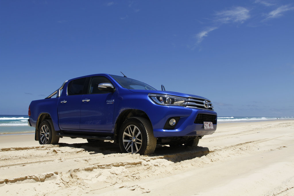 2016 Toyota HiLux Double Cab 4x4 SR5 on Teewah Beach, Noosa North Shore. 2016 Toyota HiLux Double Cab 4x4 SR5 on Teewah Beach, Noosa North Shore.