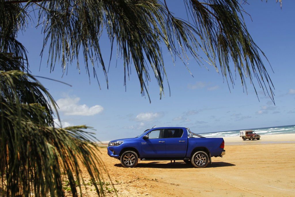 2016 Toyota HiLux Double Cab 4x4 SR5 on Teewah Beach, Noosa North Shore. 2016 Toyota HiLux Double Cab 4x4 SR5 on Teewah Beach, Noosa North Shore.