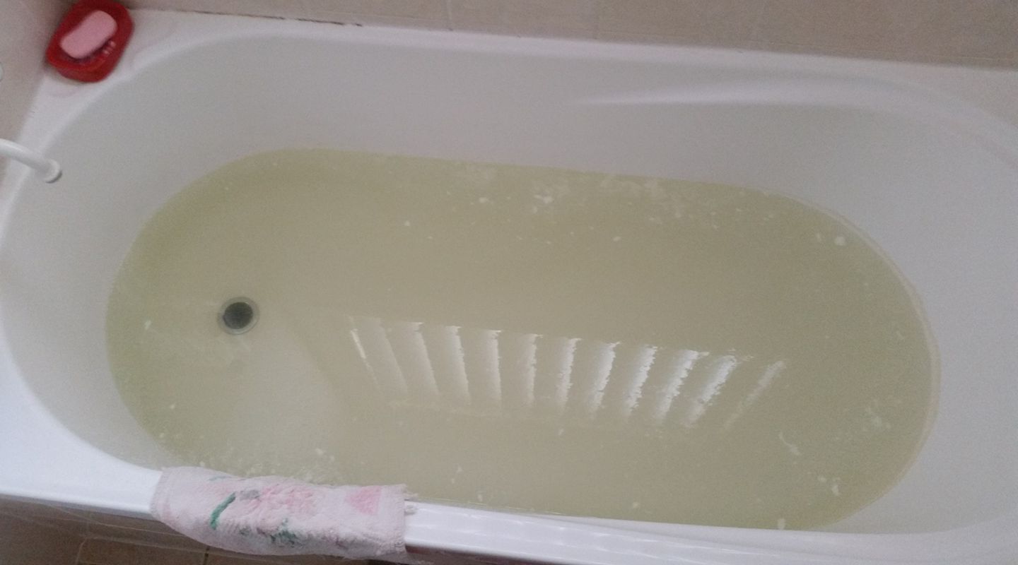 Yellow water in Warwick.