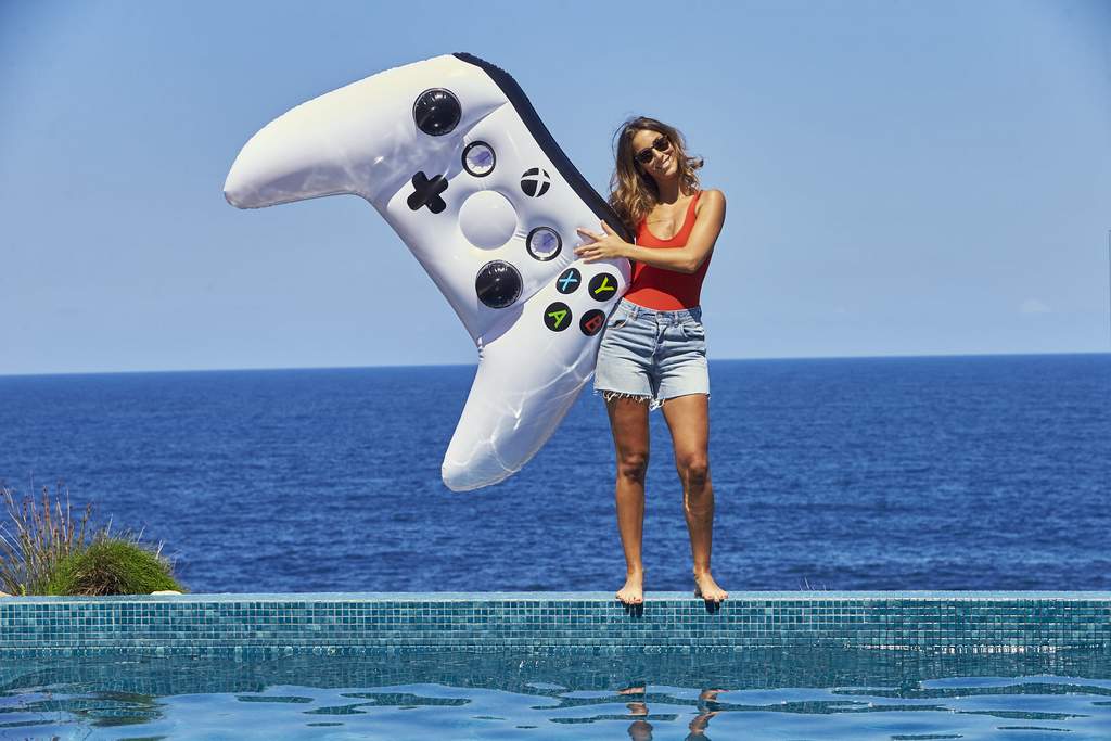 Fancy an inflatable Xbox One S controller? Fancy an inflatable Xbox One S controller?