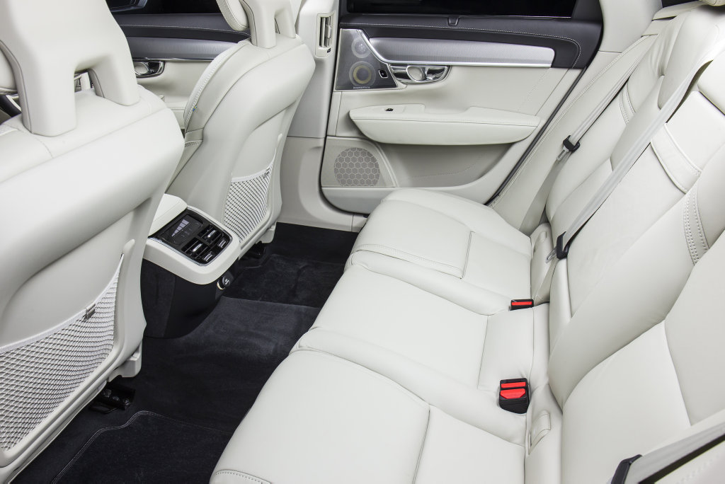 2016 Volvo S90 sedan. 2016 Volvo S90 sedan.