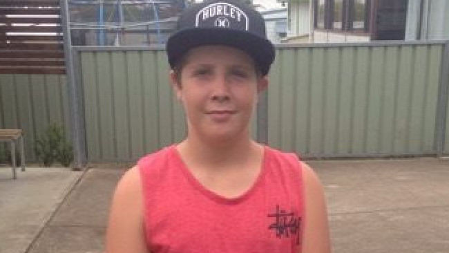 Will Stothold, who selflessly treated exhausted firies to Zooper Doopers when his community was blasted by a bushfire, is being praised as an Aussie hero. Will Stothold, who selflessly treated exhausted firies to Zooper Doopers when his community was blasted by a bushfire, is being praised as an Aussie hero.