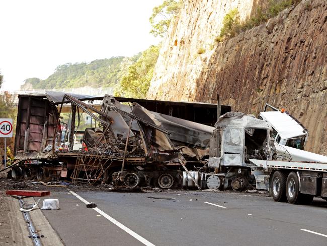 A FIERY crash between a B-double truck and a mobile crane is blocking all northbound lanes on the M1 Pacific Motorway at Brooklyn, north of Sydney.
A FIERY crash between a B-double truck and a mobile crane is blocking all northbound lanes on the M1 Pacific Motorway at Brooklyn, north of Sydney.
