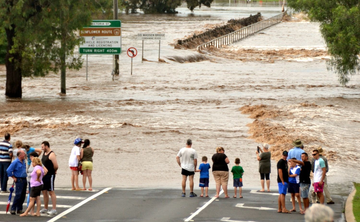 Flooded Highway into Warwick - User Contributed Flooded Highway into Warwick - User Contributed