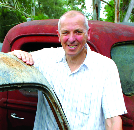 Alan Carter will be an added drawcard at this weekend's Coffs Harbour Collector's Club Annual Fair.