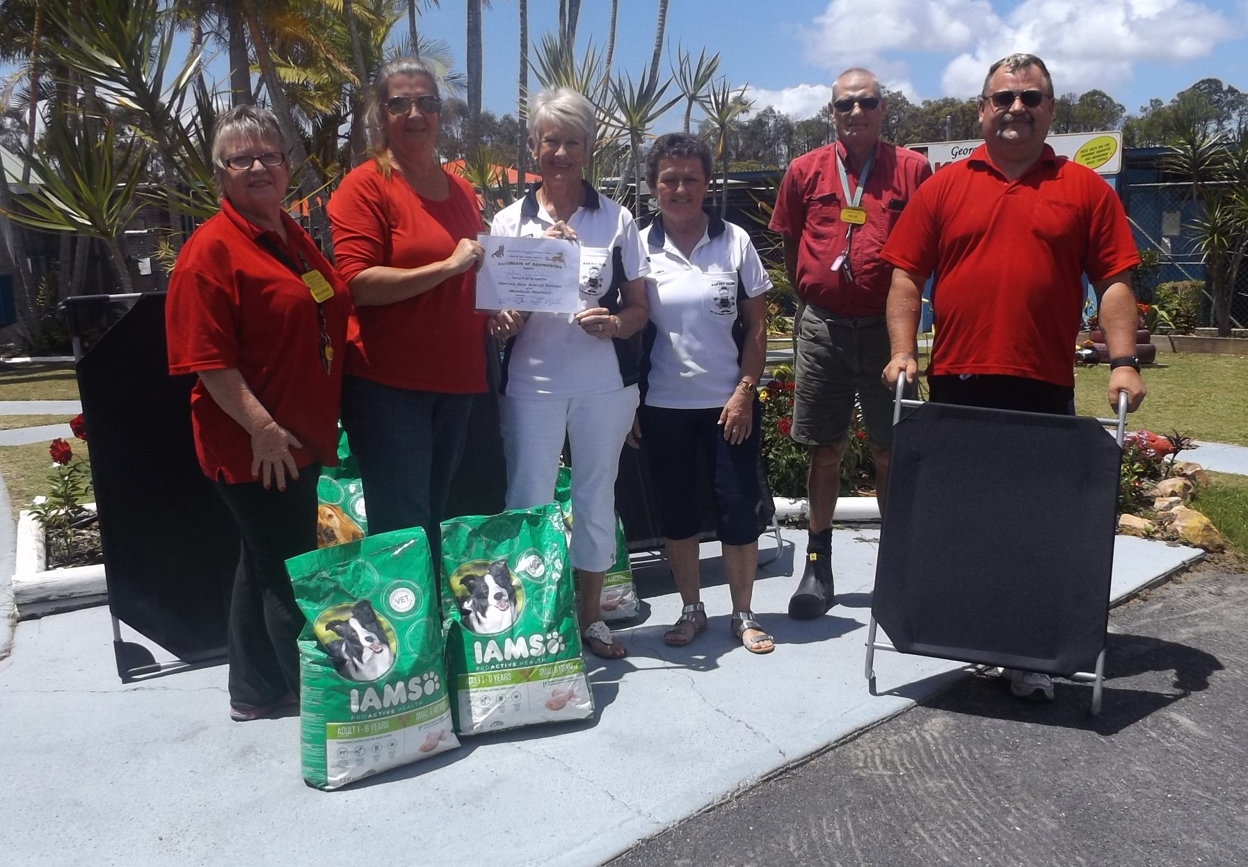 Managing Director Maree Hill, with Committee members and Volunteers accepting Donation. Maree then presented Lyn Bleakley and Linda Rangley with our Appreciation Certificate and thanked them for choosing Hervey Bay Refuge to support Managing Director Maree Hill, with Committee members and Volunteers accepting Donation. Maree then presented Lyn Bleakley and Linda Rangley with our Appreciation Certificate and thanked them for choosing Hervey Bay Refuge to support