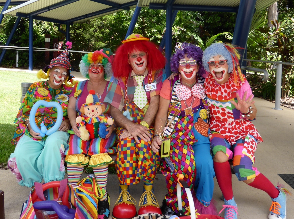 Daffy Dill, Rainbow, Rocco, Jewels and Cookie are ready for the round at the hospital.